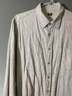 ユニクロの使いやすいシャツ