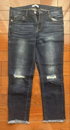 Item thumbnail for item 34691587-e864-4fa1-bd5f-0b36f7ac0552