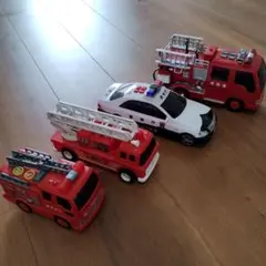 値引き交渉可　ミニカーセット 消防車 パトカー