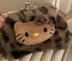 ハローキティ ヒョウ柄ポーチ ブラウン