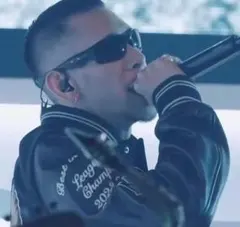 io着用OAKLEYサングラス oakley サングラスIO着用モデル