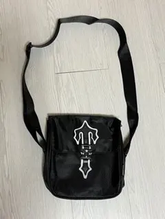 TRAPSTAR ブラック ショルダーバッグ やりらドリップUK