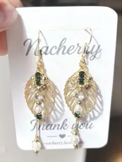 ハンドメイドピアス　ビジューピアス　A級品ガラスストーン　14kgf 金アレ