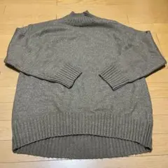 GU ハイネックニット