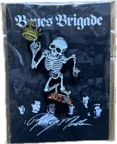 パウエルペラルタ Bones Brigade 骸骨ピンバッジ