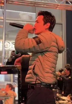 Stone Island 黒 ライトダウンジャケット 3house IO 色違い