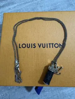 LOUIS VUITTON ネックレスのサムネイル