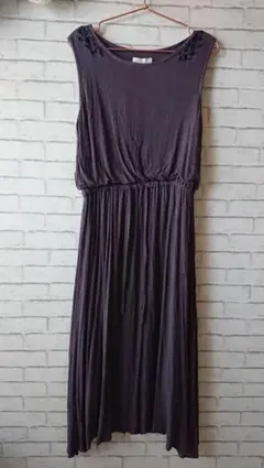 Lupiline　ノースリーブ　ワンピース