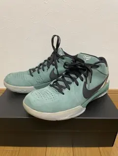 kobe スニーカー