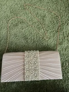 パーティーバック　3wayパール装飾 べージュクラッチバッグ 結婚式二次会