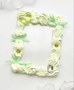 ホイップデコ　B8硬質トレカケース　黄緑