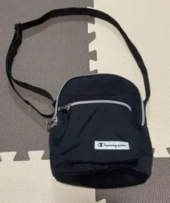 期間限定出品！Champion ショルダーバッグ ブラック