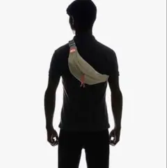 新品　未使用　DIESELディーゼル　ボディバッグ　カーキ