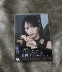 野口衣織 生写真