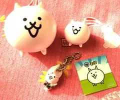 にゃんこ大戦争　ネコ カプセルトイ 3種類セットシール付き