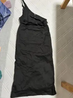 ブラック ワンショルダー サロペットのサムネイル