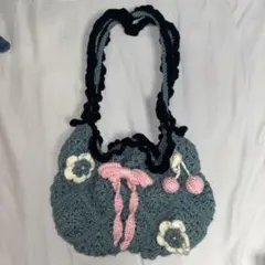 Item thumbnail for item bd22410f-3cc2-4c43-aa19-d29cf43c6bed