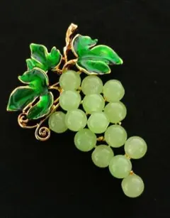 Item thumbnail for item 128cf92f-f64a-4090-9347-730e43c840b5