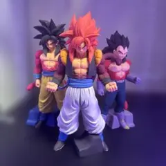 ドラゴンボールGT 悟空4 ベジータ4 ゴジータ4出陣　3体セット