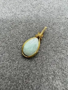 翡翠　ペンダントトップ　天然石