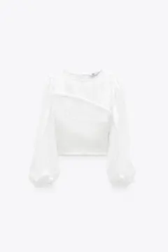 美品ZARAザラシャーリングトップス長袖