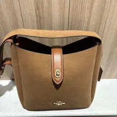 【未使用に近い】COACH スエード ショルダーバッグ ブラウン