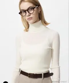 メリノリブタートルネックセーター　UNIQLO オフホワイト