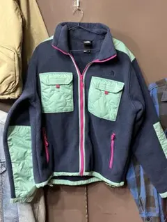 Item thumbnail for item 2233da53-48c7-4109-b9da-b902315f7982