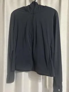 UNIQLO ウルトラストレッチエアリズムUVカットフルジップパーカ