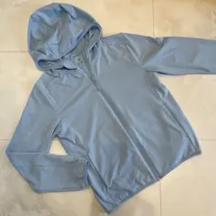 ユニクロ　AIRism UVカットフルジップアップパーカー　140