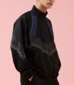 トラックジャケット　FREE size