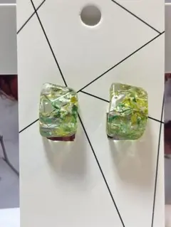 Item thumbnail for item f48dad6c-3c93-444d-b01f-9063241cb096