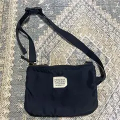 FREDRIK PACKERSショルダーバッグ