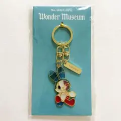 ミセス ワンダーミュージアム アンラブレス ステンドグラス