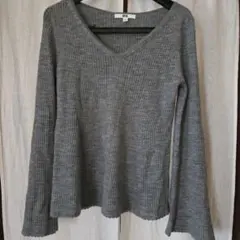 グレー Vネック リブ編み セーター