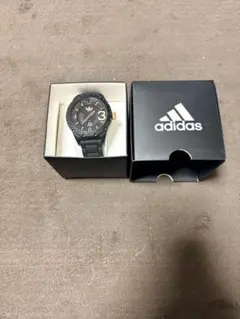 adidas ブラック アナログウォッチのサムネイル