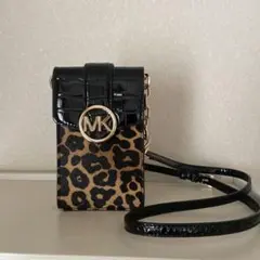 Michael Kors スマホショルダーバッグ