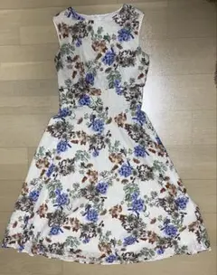 UNIVERVAL MUSE ユニバーバルミューズ　ワンピース　花柄　フラワー