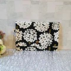 花柄ポーチ　御朱印帳ケース　母子手帳　お薬手帳ケース　紫陽花　花束