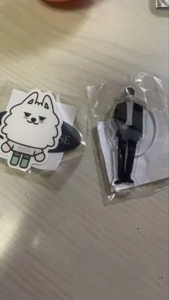 TXT ガチャ　カプセルトイ　スビン　ヨンモン　アクスタ　ステッカー