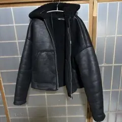 ZARA ブラックレザーフードジャケット ショート丈