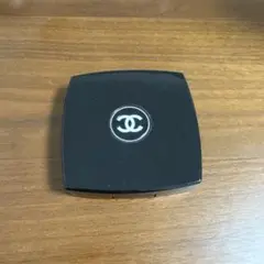 CHANEL レ キャトル オンブル アイシャドウパレット