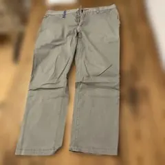 Item thumbnail for item 5b72a3f6-a2eb-417b-8d2b-60aa96d6467d