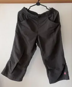 adidas ダークグレー　ハーフパンツ