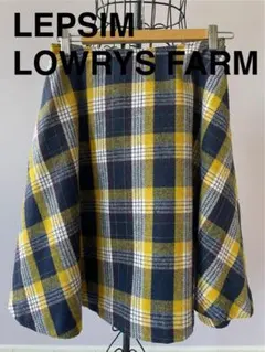 LEPSIM LOWRYS FARM チェック柄 フレア 台形 スカート 膝丈のサムネイル