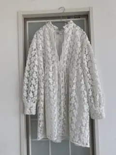 ZARA 花柄レース ミニワンピース 長袖 ホワイト