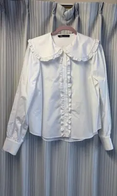 ZARA フリル付きホワイトシャツ 長袖