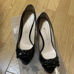 【DIANA】黒のオープントゥパンプス