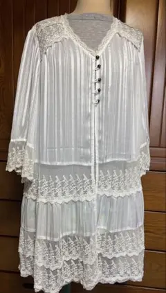 Item thumbnail for item ee2b95a7-e151-4887-9a28-39cbbceea3fd