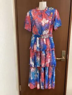 柄ワンピース